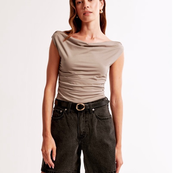 A&F Off-The-Shoulder Ruched Top - Picture 2 of 10